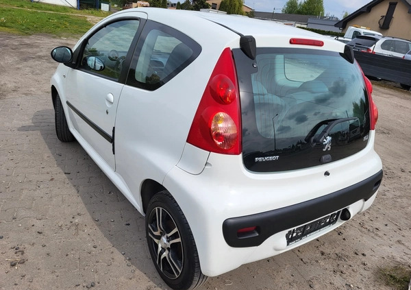 Peugeot 107 cena 7900 przebieg: 120000, rok produkcji 2008 z Terespol małe 211